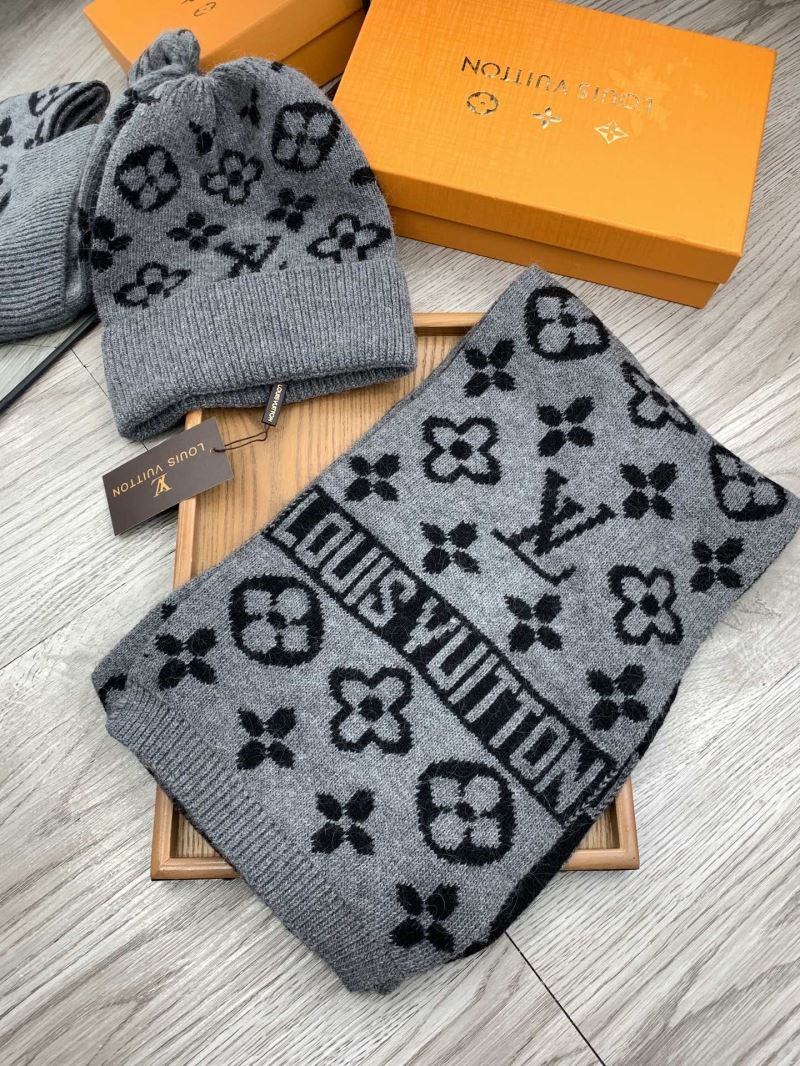 Louis Vuitton Caps Scarfs